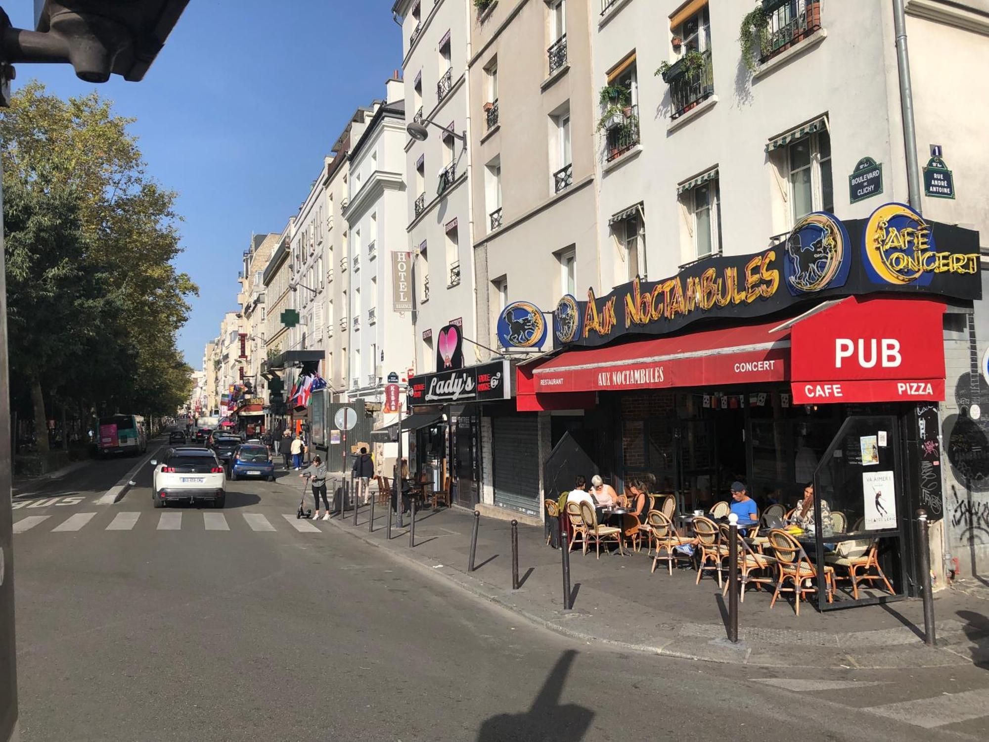 Studio Pigalle De 25 M2 - 2 Lits Simples Type Gigogne Pour 2 Personnes - Quartier Hypertouristique - 3 Minutes De La Station Metro Pigalle ,Petit Train Vers La Butte Montmartre - Cabaret Moulin Rouge -Restaurants Bouillon Pigalle,Berliner Pigalle Paris Exterior foto